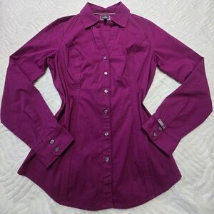 EXPRESS The Essential Women's  Button-Up Shirt. Purple. Size M